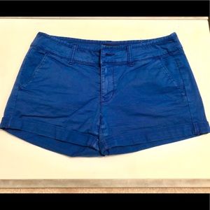 American eagle blue midi stretch shorts